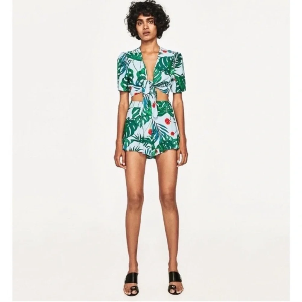 Zara | Tropical Leaf 2-piece Set - XS - Picture 2 of 6